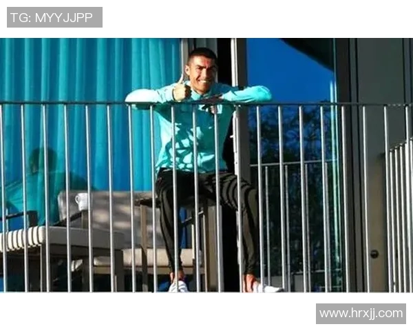 疫情隔离期间国外足球明星的生活与训练状态揭秘