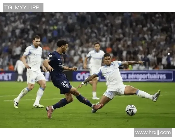 沃尔夫斯堡与里昂激战在即谁将赢得这场欧战巅峰对决